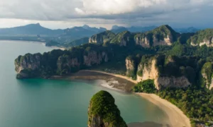 Toda la vista de Railay Beach