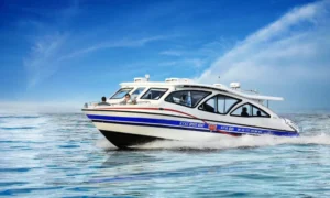 Moverse en lancha rápida a Koh Rong Samloem